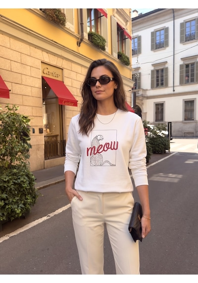 Onloox Kadın Beyaz Beyaz Pamuklu Kumaş Bisiklet Yaka Uzun Kollu Leopar Baskılı Detaylı Sweatshirt T-shirt