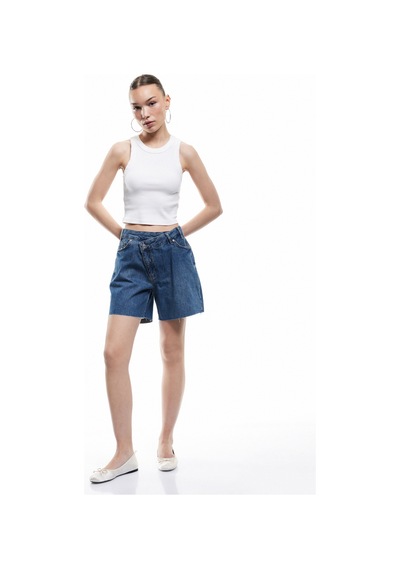 Koton Asimetrik Düğme Detaylı Cepli Mini Denim Şort Orta İndigo 5sal40295md Indigo
