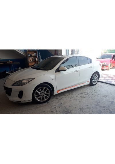 Mazda 3(2010-2013) Marşpiyel Takımı -fibersan Tuning
