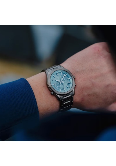 Casio Eqb-1300dc-3adf Kol Saati Metalik
