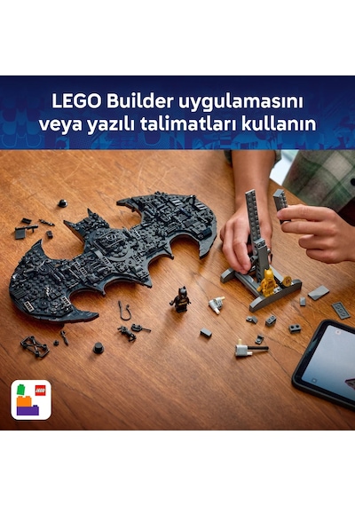 LEGO® DC Batman™: Batman Logosu 76330 – 12 Yaş Üzeri Çocuklar için Minifigür İçeren Yaratıcı Oyuncak Yapım Seti  (678 Parça)