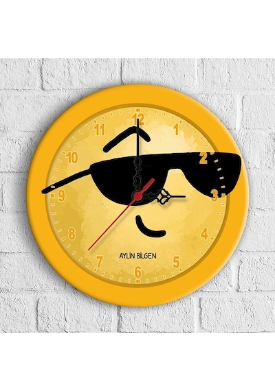 Kişiye Özel Emoji Tasarımlı Ahşap Duvar Saati 30 Cm. - 1 Çok Renkli