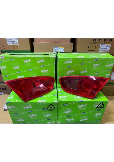 Seat Leon Makyajlı Kasa 2010-2013 Arası Valeo Sağ Ve Sol İç Stop Lambası 1p0945107f / 1p0945108f
