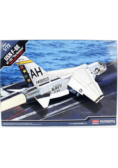 Academy 12521 1/72 Ölçek, Usn F-8e Vf-162 The Hunters Savaş Uçağı, Plastik Model Kiti-49183