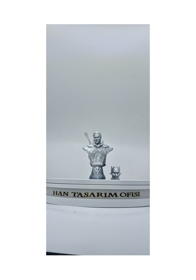 Gust Berserk Değişebilen 2 Başlıklı Büst Figür 15 Cm Guts Berserk Figür