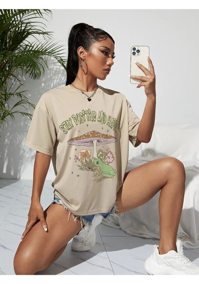 Flood Of Style Kadın Bej Stay Posıtıve And Happy Baskılı Oversize Bisiklet Yaka Tshirt