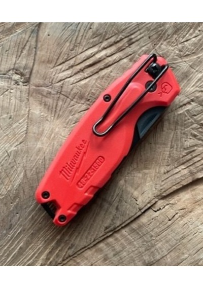 Milwaukee Pro Metal Katlanır Maket Bıçağı Fastback Compact 16cm