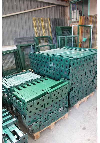 Panel Çit Diregi Aksesuarlı- -200cm- Yeşil Renk