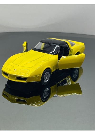 1.36 Ölçek Chevrolet Corvette 1982 Model Oyuncak Araba - Sarı