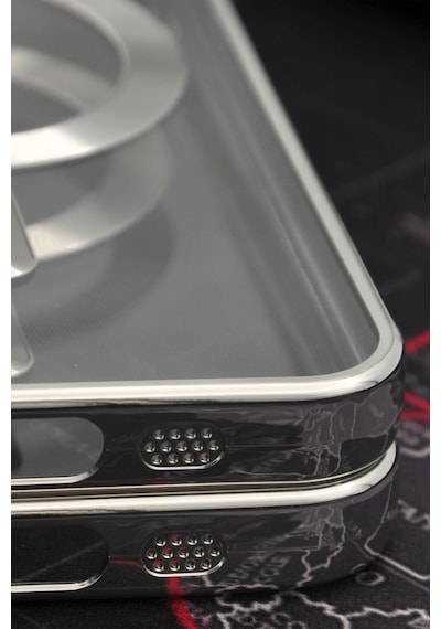 Apple Uyumlu iPhone 14 Magsafe Özellikli Gümüş Gri Silver Renkli Kenarlı Lazerli Şeffaf Kılıf Lens Korumalı