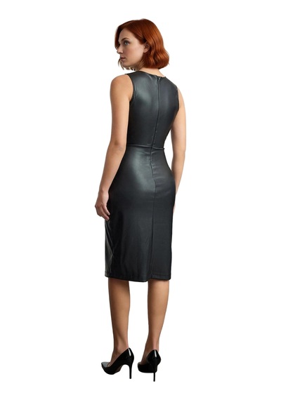 Ersefa Kadın Düz Desen Kolsuz Bodycon Suni Deri Anvelop Elbise Midi Boy Siyah