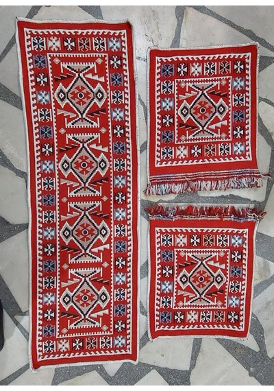 Pratik Oto Koltuk Kilim Seti 3 Parça Makine Dokuma Akrilik & Polyester Saçaklı - Kırmızı