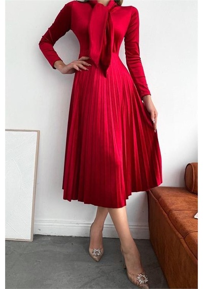 Dip Moda Kadın Yakası Bağlama Detaylı Piliseli Kadife Elbise Dpnbq012 Kırmızı