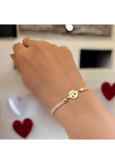 Pelin Yazılı Kalp Detaylı Oval Motifli 14 Ayar Altın Plakalı Hasır Kordonlu Hediye Bileklik-508isim Pelin Pelin Yazılı Kalp Detaylı Oval Motifli 14 Ayar Altın Plakalı Hasır Kordonlu Hediye Bileklik-508isim Pelin