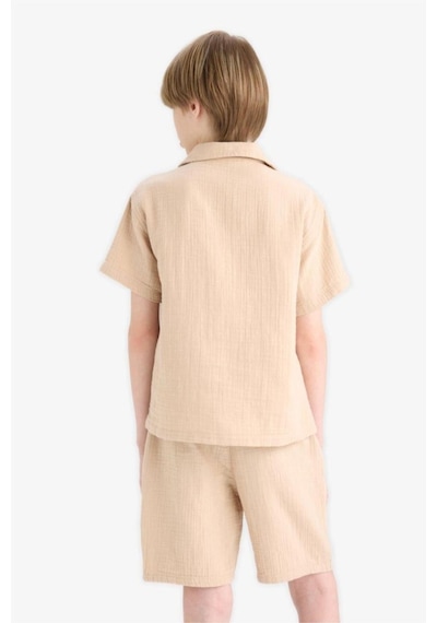 DeFacto Erkek Çocuk Oversize Geniş Kalıp Polo Yaka Müslin Kısa Kollu Gömlek W3239A625HSBG732 DeFacto Erkek Çocuk Oversize Geniş Kalıp Polo Yaka Müslin Kısa Kollu Gömlek W3239A625HSBG732
