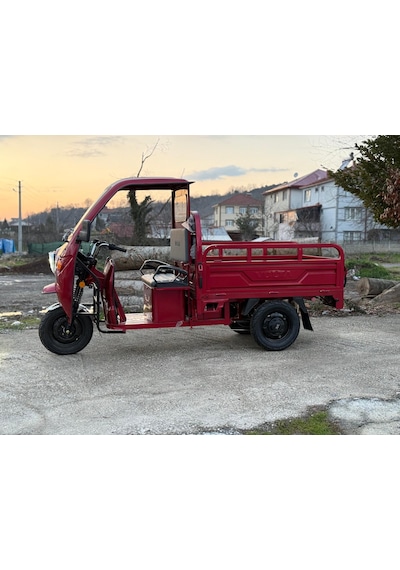 Volta VT5 2024 Elektrikli Damperli 3 Teker Kasalı Yük Taşıma Kırmızı
