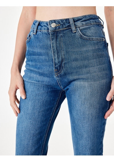 Koton Pamuklu Yüksek Bel Düğmeli İspanyol Paça Denim Pantolon - Flare Jeans Orta İndigo 7wal40132md Koton Pamuklu Yüksek Bel Düğmeli İspanyol Paça Denim Pantolon - Flare Jeans Orta İndigo 7wal40132md