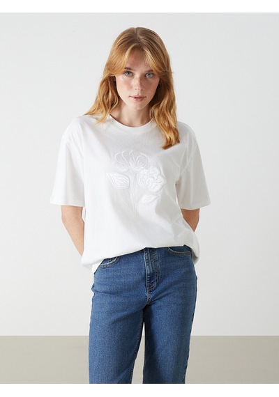 Lcw Vision Beyaz Çiçekli Oversize %100 Pamuklu Kadın Tişört