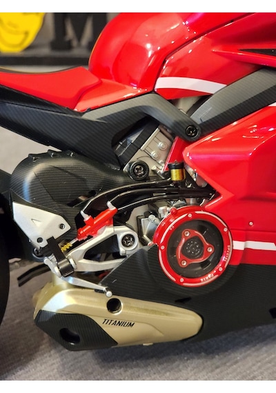 Ducati Superleggera V4 Motorsiklet