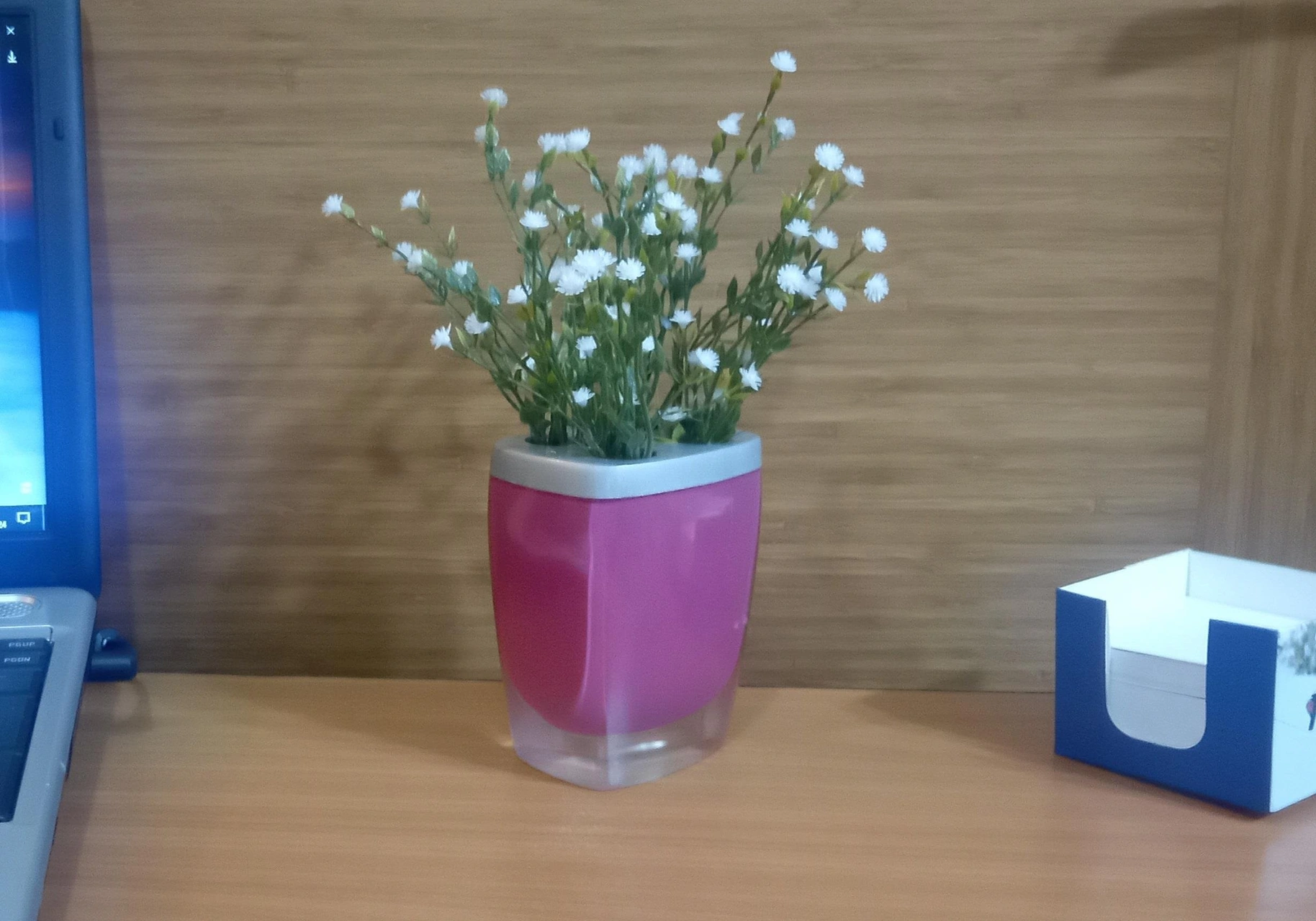 2 Adet Vazo Dahil,vazoda Çiçek,beyaz Yapay Çiçek,vazo Dekoratif Gri Pembe Poliresin 8x4x16cm Çok Renkli