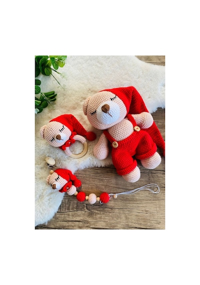 Adenya Sepeti Sepeti Masala Ayıcık Set Kırmızı Renk Örgü Amigurumi Oyuncak + Diş Kaşıyıcı + Emzik Askısı