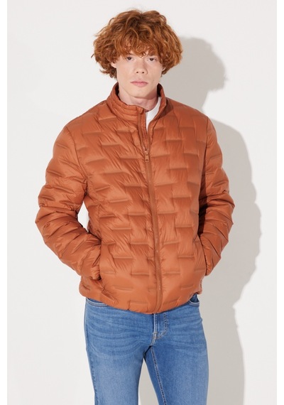 Lee Regular Fit Normal Kesim Dik Yaka Turuncu Şişme Ceket L232287700 Turuncu