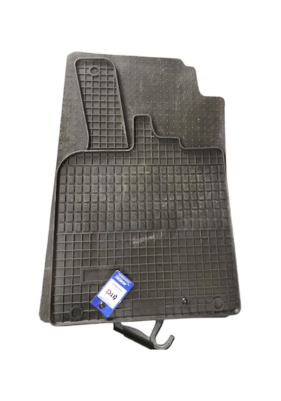 Smart Fortwo 2007-14 Lastik Paspas Pt71110