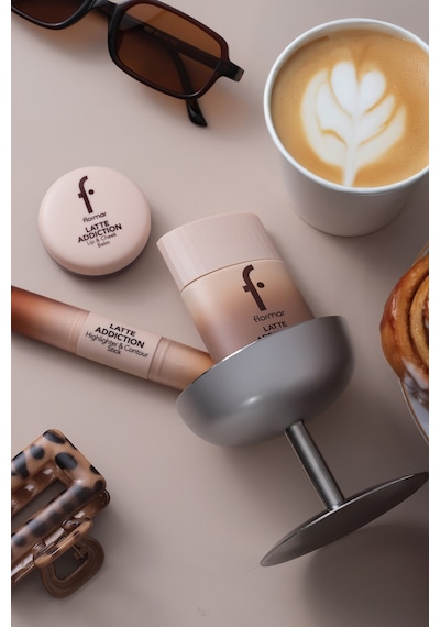 Flormar Latte Nemlendirici Etkili & Doğal Işıltılı Yüz Ve Vücut Bronzer'ı 003choclatebrew