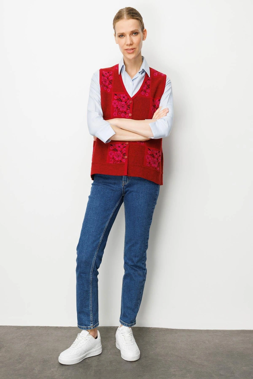 Desen Triko Kadın Pıtırcık Çiçekli Patchwork Keçe Yün Yelek Y.kırmızı Sıklamen Y.kırmızı Sıklamen Desen Triko Kadın Pıtırcık Çiçekli Patchwork Keçe Yün Yelek Y.kırmızı Sıklamen Y.kırmızı Sıklamen