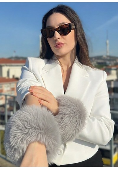 Mollycrush Kadın Gri Kürk Kol Manşeti Kışlık Trend Aksesuar Gri
