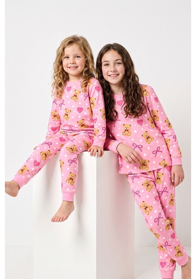 Zuzunga Kız Çocuk Sevimli Ayıcık, Kalp Ve Fiyonk Desenli Pembe Uzun Kollu Pijama Takımı Zuzunga Kız Çocuk Sevimli Ayıcık, Kalp Ve Fiyonk Desenli Pembe Uzun Kollu Pijama Takımı
