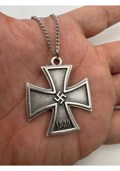 Gri 1939 Demir Haç Madalyası Figürlü Unisex Kolye 60 Cm Zincirli Antik, Gotik Tasarım Çok renkli