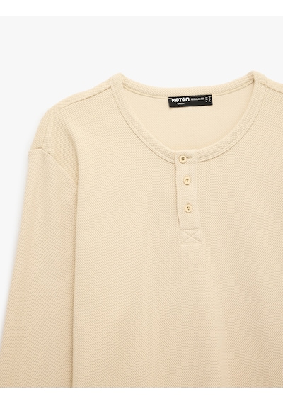 Koton Pamuklu Uzun Kollu Pike Kumaş Düğmeli Henley Yaka Sweatshirt Bej 7wam70072mk Ekru