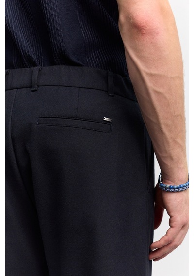 Avva Erkek Lacivert Yumuşak Tuşeli Dil Kapamalı Arka Beli Lastikli Relaxed Fit Pantolon A62y3017