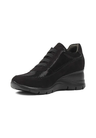 Kadın Siyah Dolgu Topuklu Nubuk Deri Sneaker