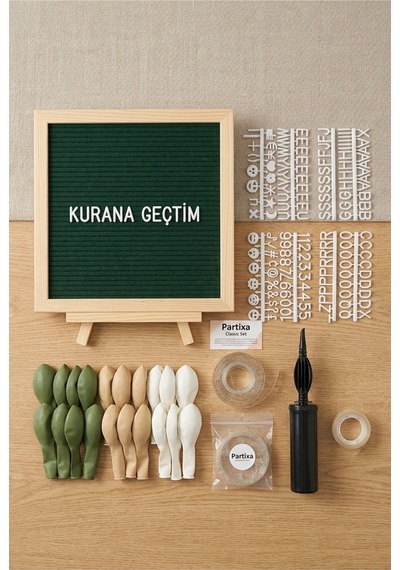 Kuran'a Geçtim Kutlaması Süsleme Classic Set Koyu Yeşil Keçe Yazı Panosu Standlı Balon Zincirli Kuran Töreni Seti Tüm Yaşlar