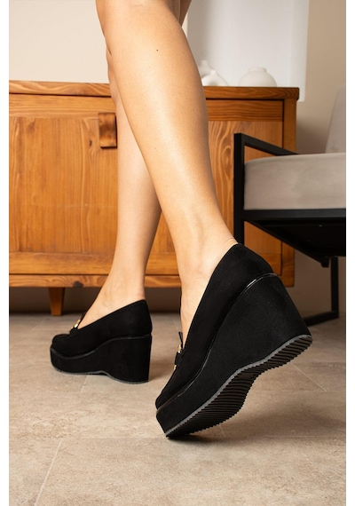 Zenne Shoes Dolgu Topuklu Tokalı Kadın Ayakkabı Siyah Süet