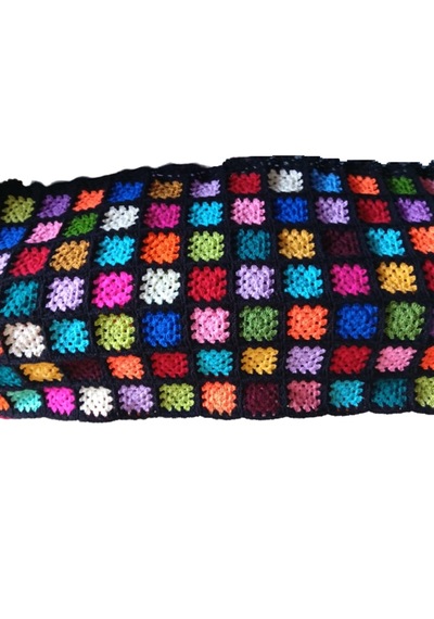 El Örgüsü Etnik Otantik Kare Motifli Siyah Koltuk Şalı 100 Cm X 100 Cm Siyah - Çok Renkli