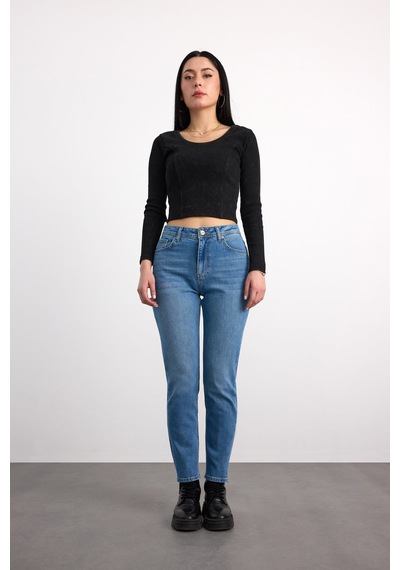 23030-73603 Kadın Mom Fit Hıgh Rıse Tapered Leg Denim Pantolon 23030-73603 Buz Mavi