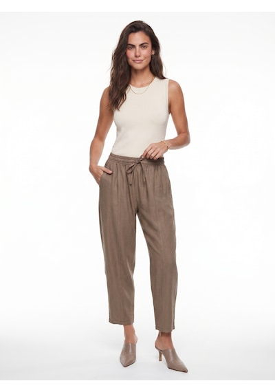 Onloox Kadın Cappuccino Cappuccino Reyon Karışımlı Beli Bağlamalı Havuç Kesim Yan Cepli Yazlık Pantolon Onloox Kadın Cappuccino Cappuccino Reyon Karışımlı Beli Bağlamalı Havuç Kesim Yan Cepli Yazlık Pantolon