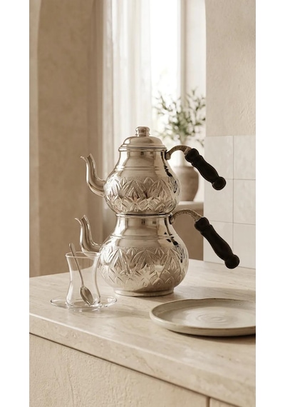 Aura Copper El İşlemeli Bakır Çaydanlık Seti 1 Mm Üst 850-950 Ml Alt 1850-1950 Ml 27 Cm Bakır Renk