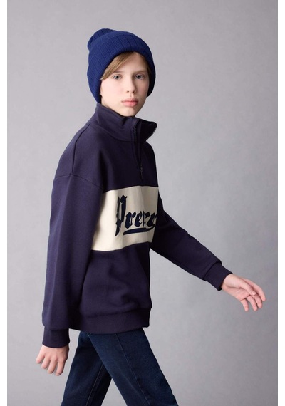 DeFacto Erkek Çocuk Oversize Geniş Kalıp Yarım Fermuarlı Baskılı Kalın Sweatshirt D1910A824WNNV135