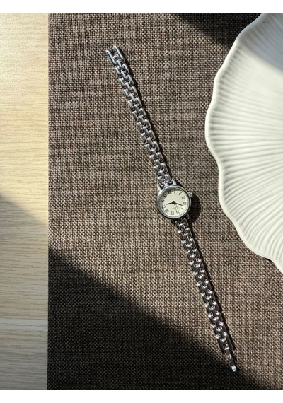 Retro Minimal Boncuk Kordon Vintage Kadın Kol Saati Gümüş Sarı
