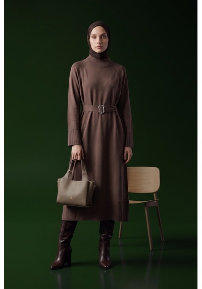Armine Trend Kemer Detaylı Balıkçı Yaka Uzun Kollu Ribanalı Triko Elbise Mocha 26ktd911