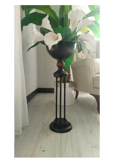 Ayaklı Kuru Çicek Saksısı Siyah Statik Boyalı Ahşap Top Detaylı 20-25 cm