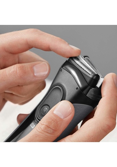 Braun 3 Serisi 3000VS Tıraş Makinesi + EN10 Kulak Burun Tüy Alma Makinesi