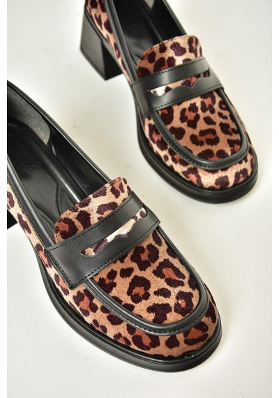 Fox Shoes T820145302 Leopar/siyah Süet Kalın Topuklu Kadın Ayakkabı Leopar - Siyah Fox Shoes T820145302 Leopar/siyah Süet Kalın Topuklu Kadın Ayakkabı Leopar - Siyah