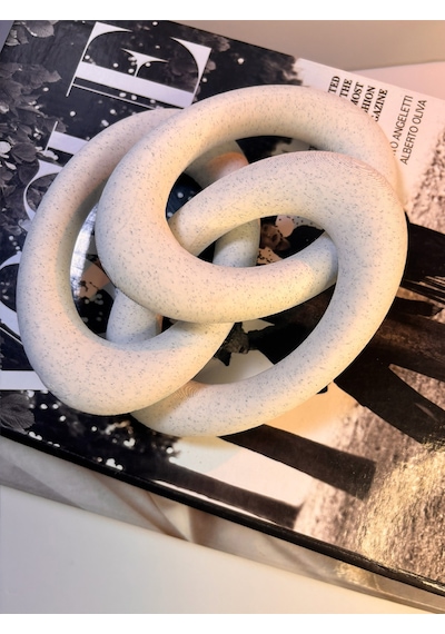 Modern Beyaz Zincir Dekoratif Obje Şık Masa Üstü & Kitaplık Süs Eşyası 12 Cm X 3 Zincir Bloğu