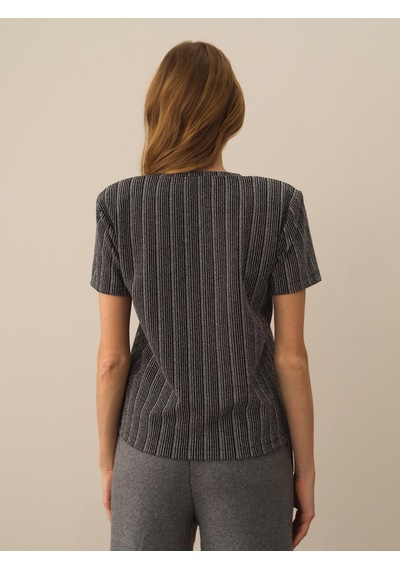 Xint Siyah Işıltılı Lurex Detaylı Regular Fit Bluz 602315