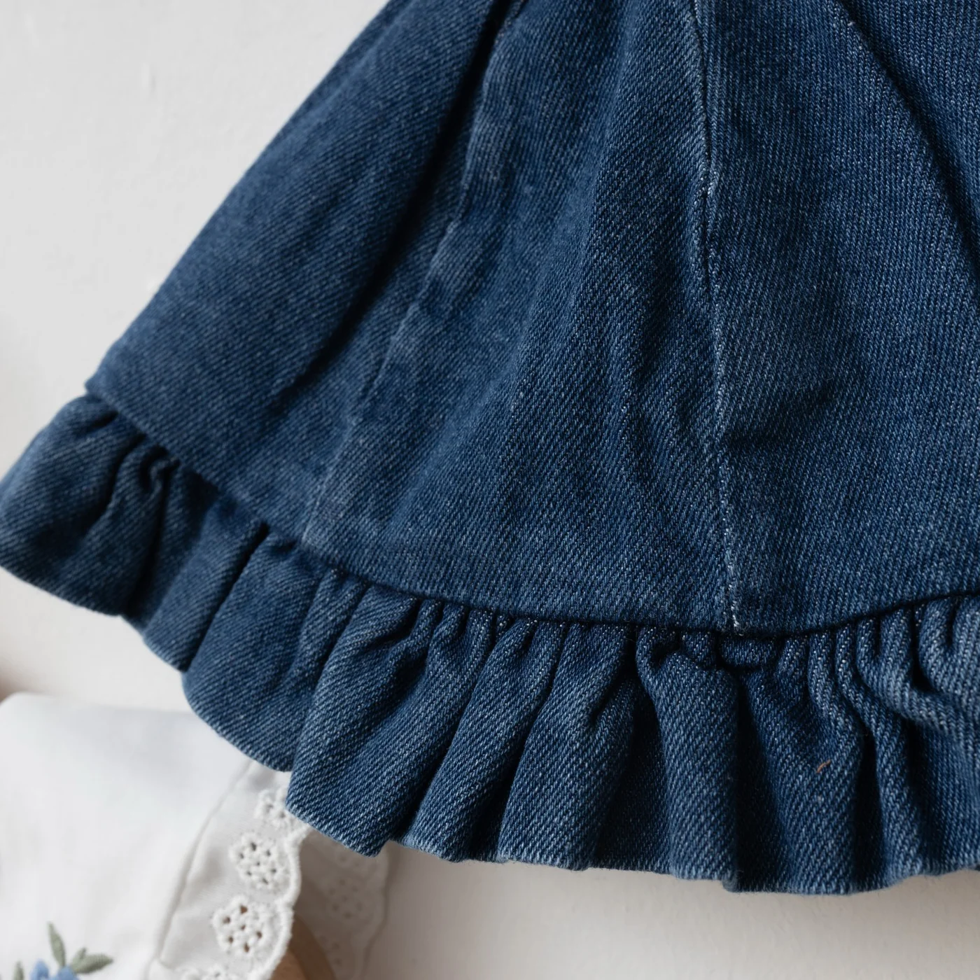 Momercy Vintage Yaka Nakışlı Dantelli Kız Bebek Kot Romper Tulum Ve Şapka Kot Rengi